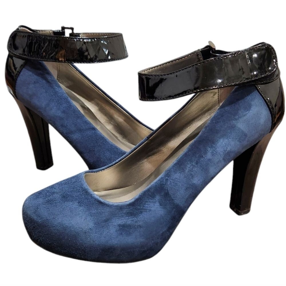 Me Too Blue Black Suede Ankle Strap Heels Rounded Toe Pumps 6.5